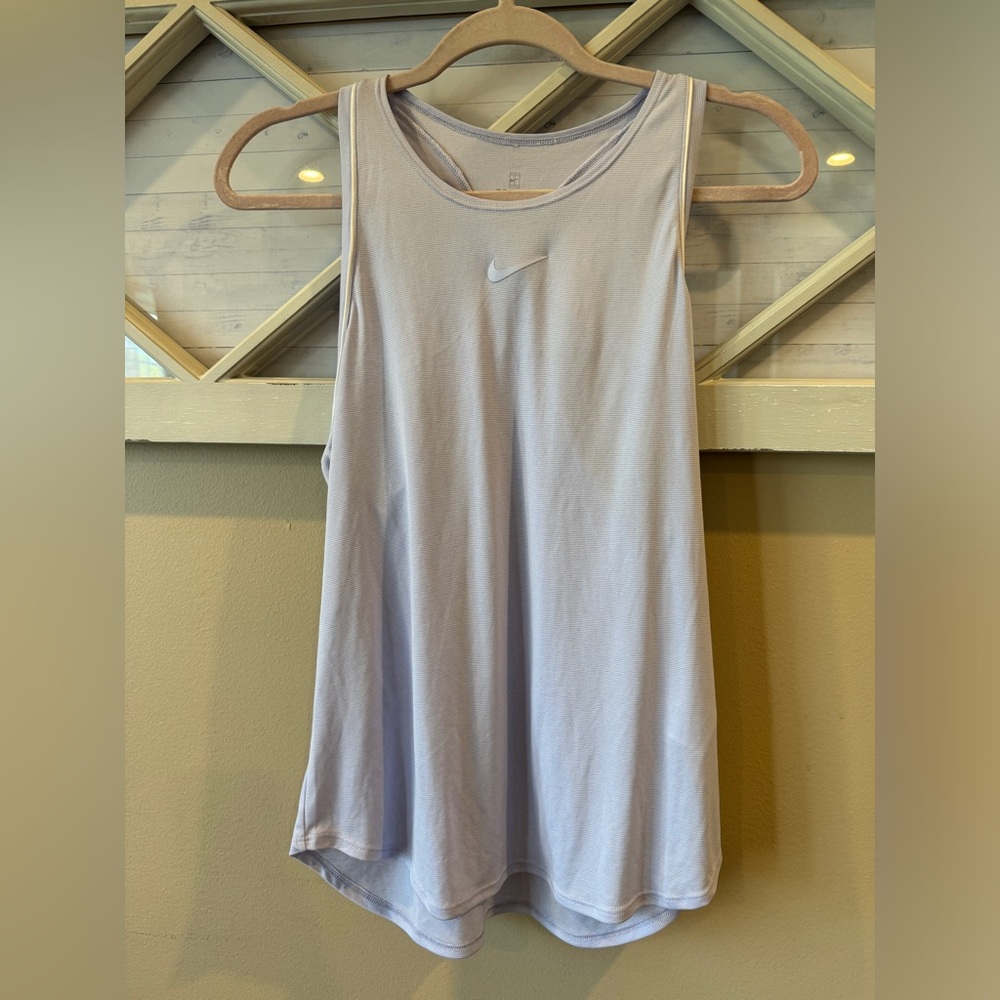 Nike Running Dri Fit Women’s Swoosh Logo Purple Tank Size Medium Racerback‎ NWT